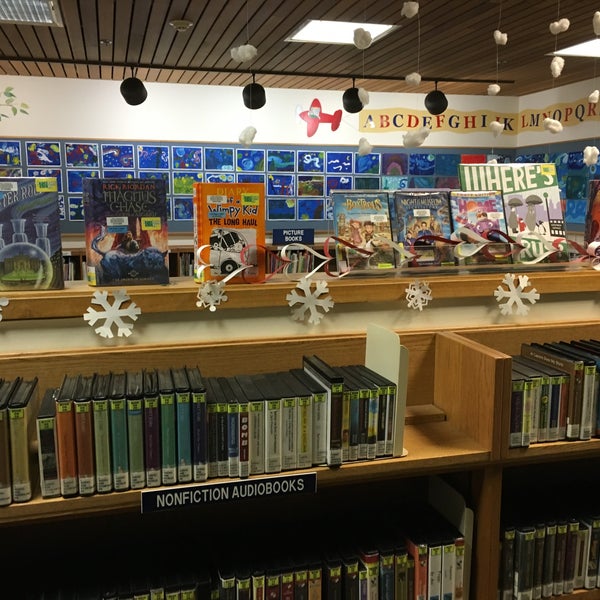 Lake Oswego Public Library Lake Oswego, OR