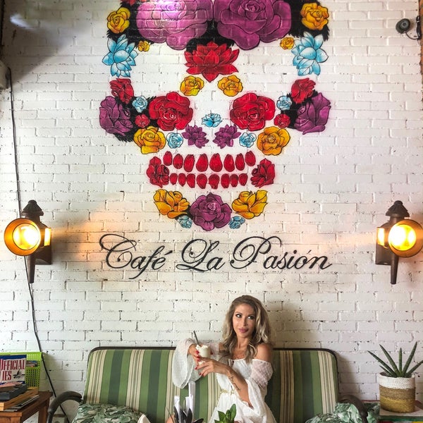 Foto scattata a Cafe La Pasion da Janine il 3/26/2019