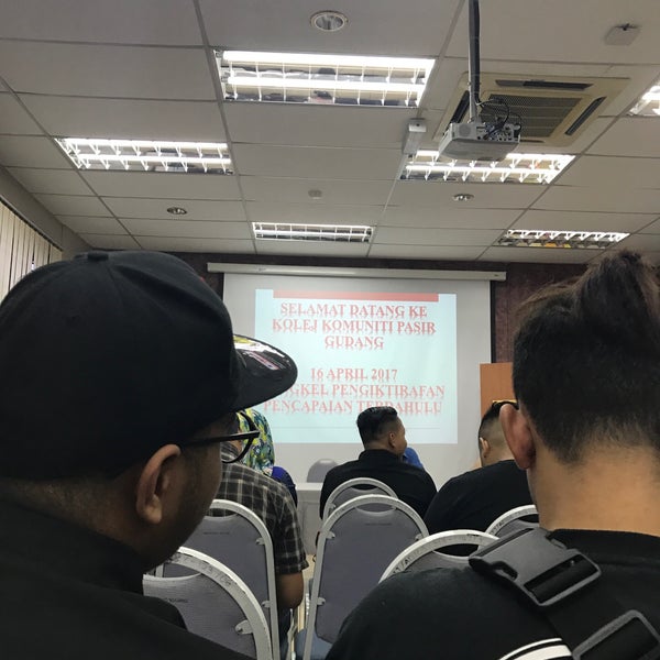 Kolej Komuniti Pasir Gudang - College Academic Building in Pasir 