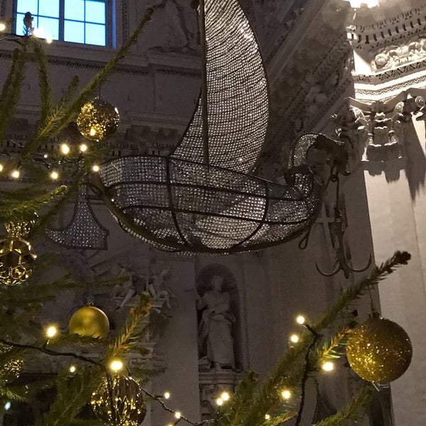 Photo taken at Šventų apaštalų Petro Ir Povilo Bažnyčia | Church of St Peter and St Paul by Oleg K. on 1/12/2019