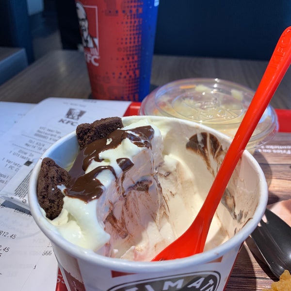 Photo taken at KFC by Karen Y. on 3/14/2019