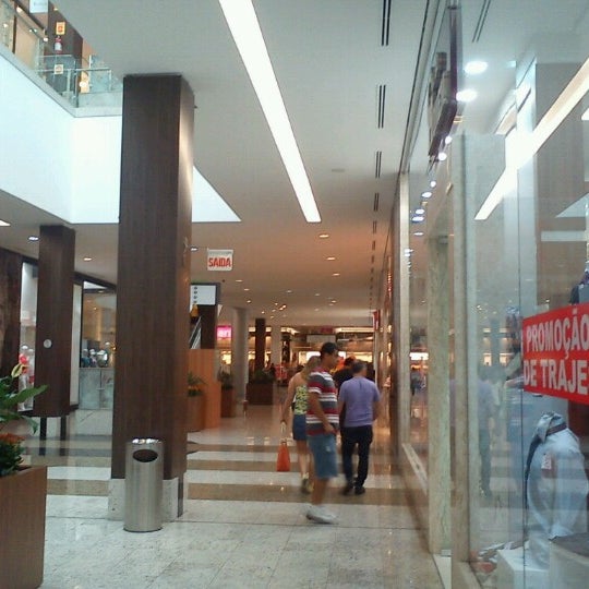 Photo taken at Shopping ViaCatarina by Clovis J. on 10/28/2012