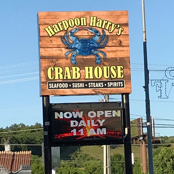 Harpoon Harry’s Crab House Seafood Restaurant in Pigeon