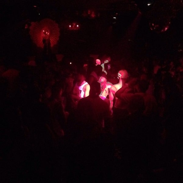 Photo prise au Mekka Nightclub par Angel X le5/24/2014