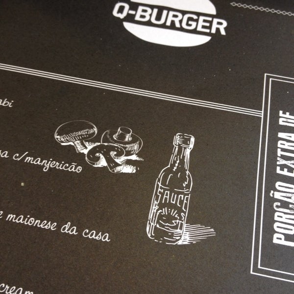 Foto scattata a Q-Burger da Gabe B. il 2/7/2014
