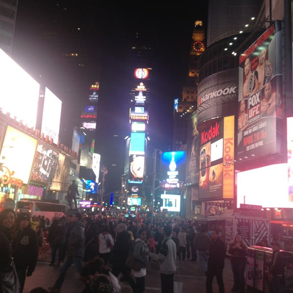 Photo taken at Broadway @ Times Square Hotel by Issac R. on 4/6/2013