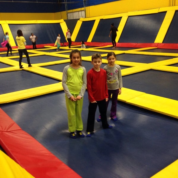 Photo taken at Sky High Sports by Deb G. on 3/26/2014