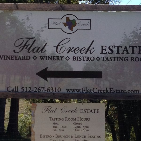Foto tomada en Flat Creek Estate Winery &amp; Vineyard  por Mary E. el 10/31/2014