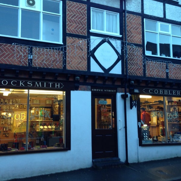 Lock store. Lock store