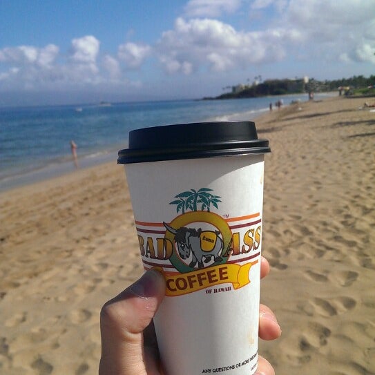 Photo prise au Bad Ass Coffee of Hawaii par Ionut C. le6/5/2013