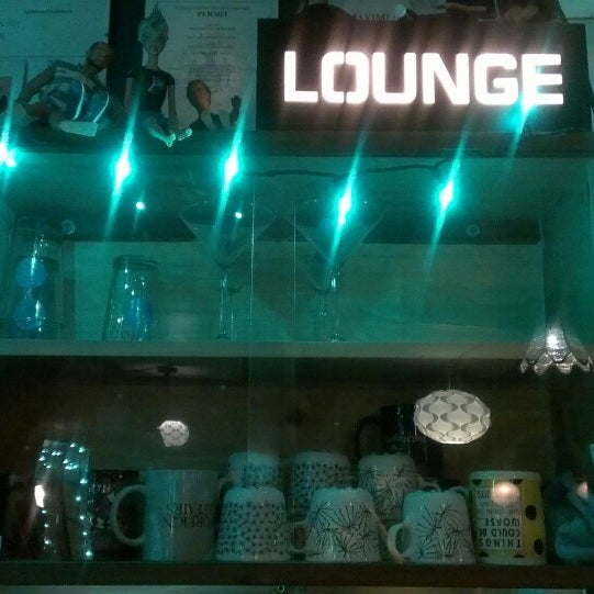 Photo taken at Felicia&#39;s Atomic Lounge by Ljubica on 4/29/2013