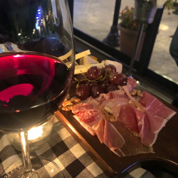 Photo taken at La Cucina İtaliana Vincotto by Gulcin D. on 10/15/2019