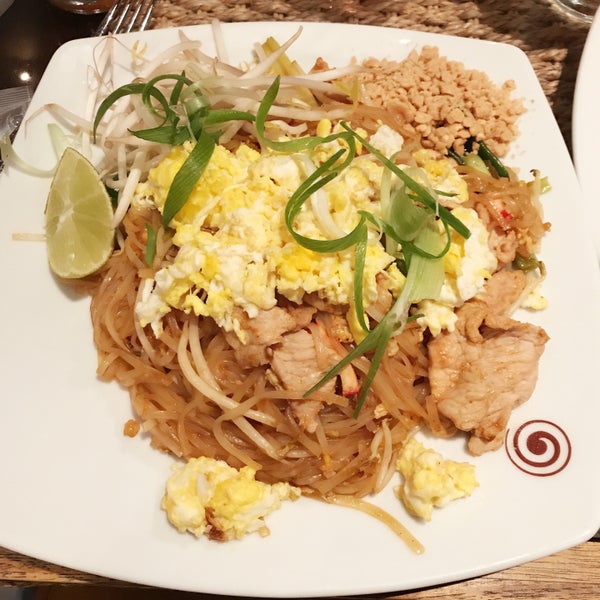 The pad thai is delicious!