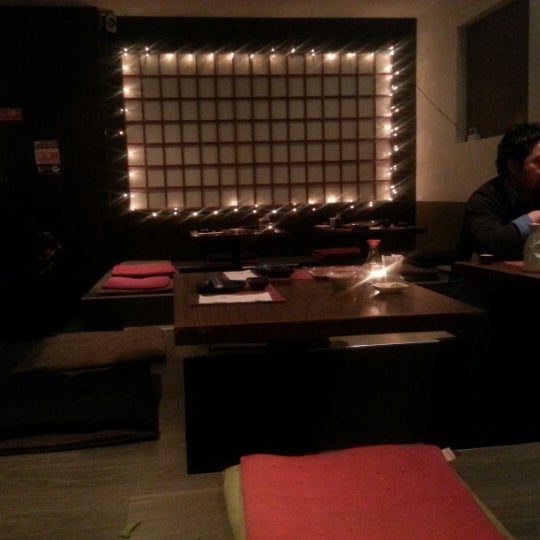 1/16/2013 tarihinde Tan V.ziyaretçi tarafından Kyoto Sushi &amp; Grill'de çekilen fotoğraf
