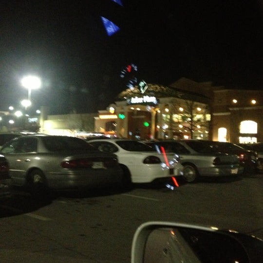 11/17/2012 tarihinde Parker S.ziyaretçi tarafından Arbor Place Mall'de çekilen fotoğraf