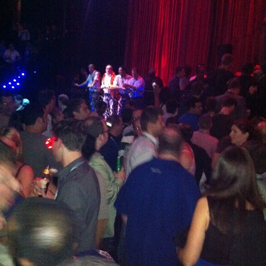 Foto tomada en LAX Nightclub  por Ryan B. el 11/13/2012