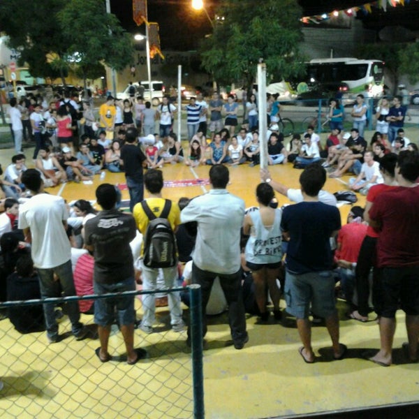Das Foto wurde bei Praça da Convivência von Glayson S. am 6/20/2013 aufgenommen