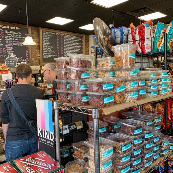 Photo taken at Bagelsmith by Alex C. on 5/18/2019