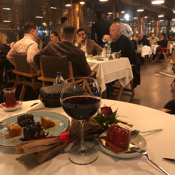 2/14/2020 tarihinde Atilla M.ziyaretçi tarafından Sardina Balık Restaurant'de çekilen fotoğraf