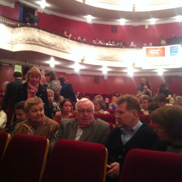 мурома. дворец культуры муром. театр имени 1100-летия города мурома. дк1100. муром дк 1100.