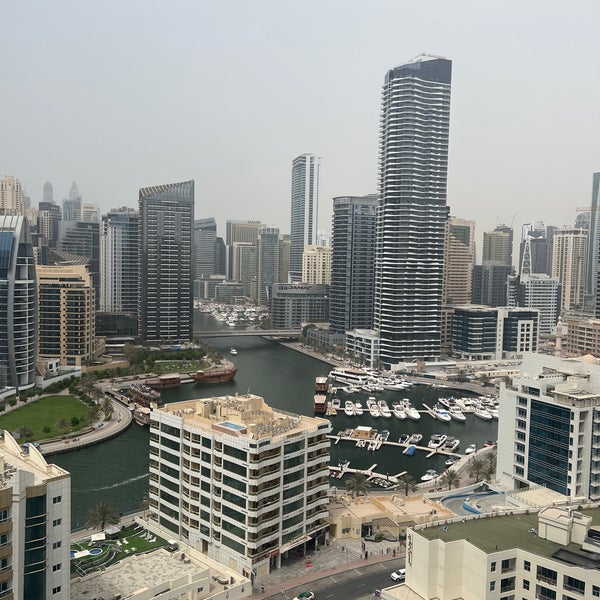 Foto tirada no(a) Wyndham Dubai Marina por khaled em 7/15/2022
