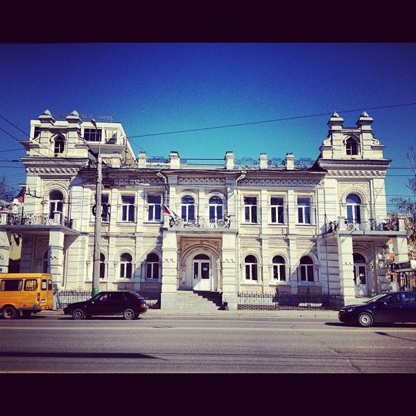 1-комнатная, улица Кирова 49, восток, 17 этажей, 38,0 кв. м. долгосрочная (год и