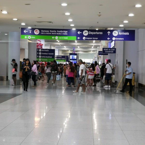Площадь терминала. OTP domestic arrivals.