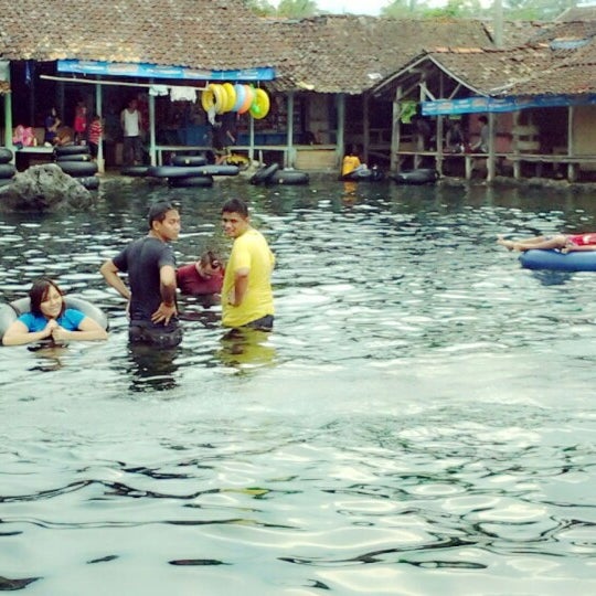 Pemandian Mata Air Dingin Cikoromoy 3 Conseils