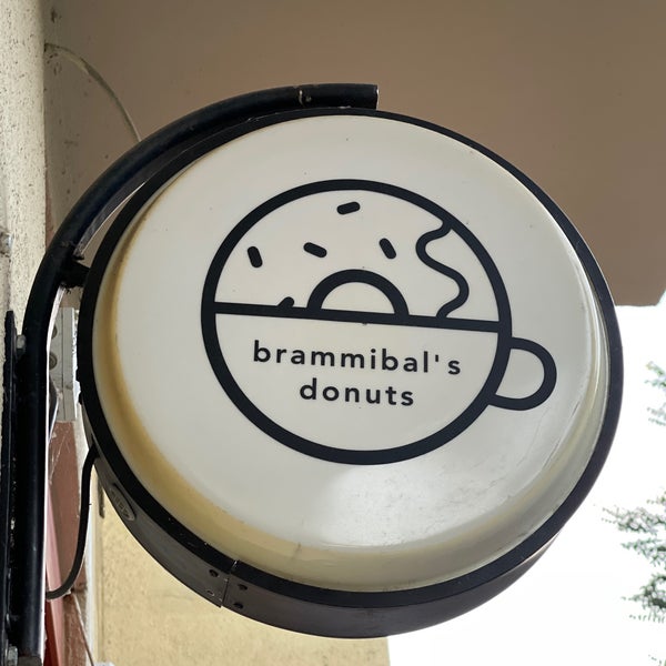 Photo taken at brammibal&#39;s donuts by WALEED on 10/9/2021