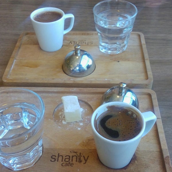 Foto tirada no(a) Shantea Cafe Nargile por Sümeyye K. em 2/18/2018