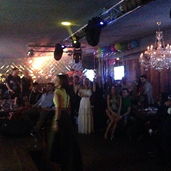 7/4/2014 tarihinde Паша В.ziyaretçi tarafından Malinki Night Club'de çekilen fotoğraf