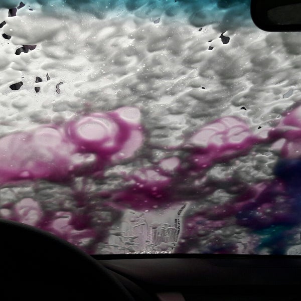 Bubbles car wash - Car Wash