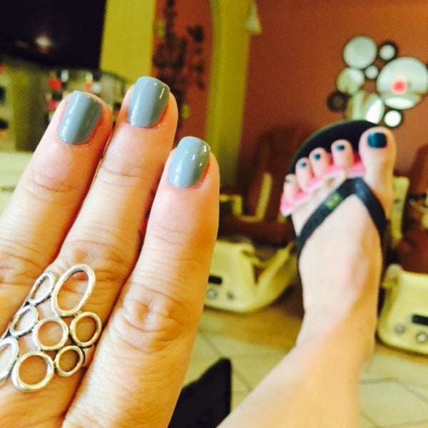 Ann's Nails & Spa At Quarry Village Uptown Broadway 8 tips