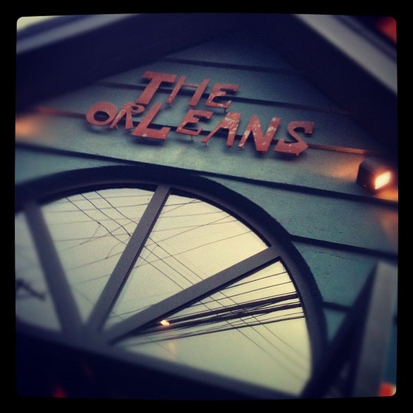รูปภาพถ่ายที่ The Orleans โดย Tiago M. เมื่อ 12/12/2012