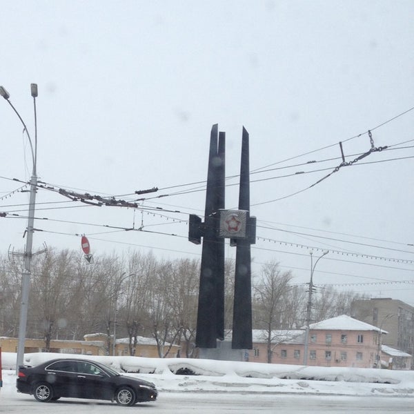 Площадь сибиряков гвардейцев новосибирск