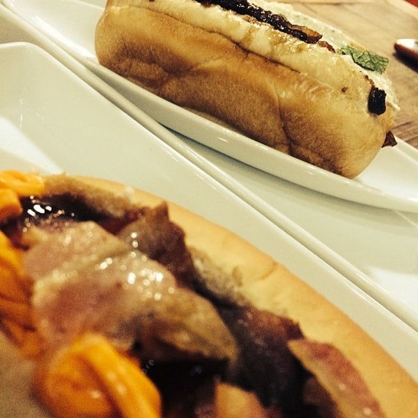 1/29/2014にAlessandro B.がÜberdog - Amazing Hot Dogsで撮った写真