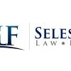 รูปภาพถ่ายที่ Selesky Law Firm โดย Carl S. เมื่อ 8/8/2013