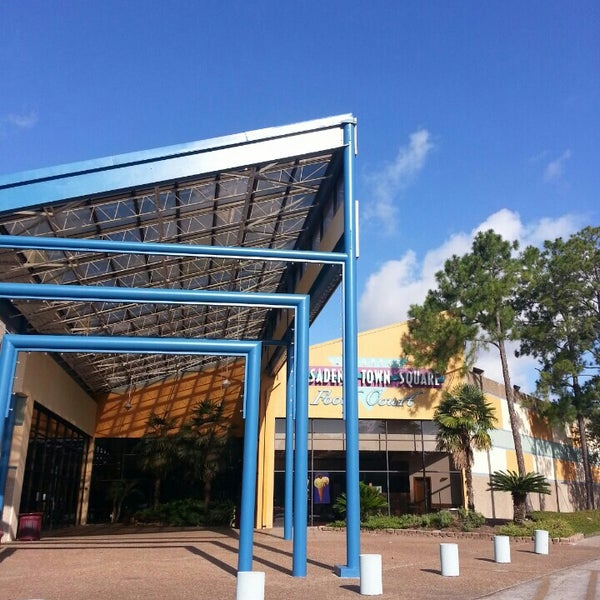 Pasadena Town Square Mall - Shopping Mall in Downtown Pasadena