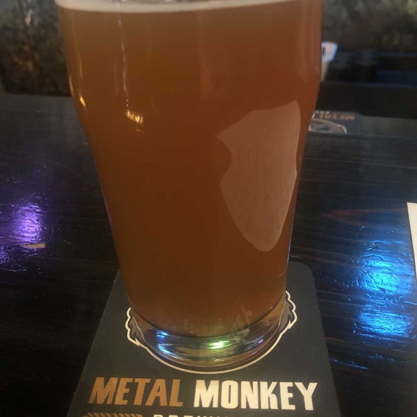 รูปภาพถ่ายที่ Metal Monkey Brewing โดย Bob P. เมื่อ 11/13/2022