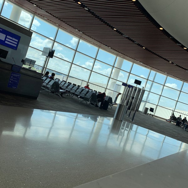 Photo taken at Louis Armstrong New Orleans International Airport (MSY) by Tony L. on 5/13/2021