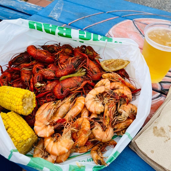 Deanie's Seafood Restaurant & Seafood Market Metairie, LA