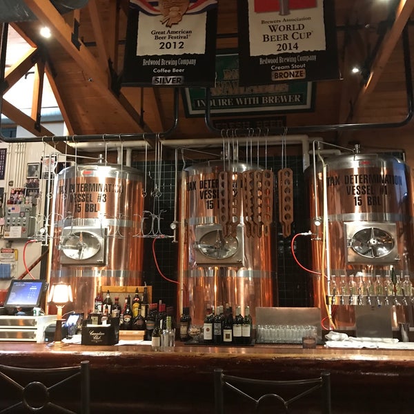 10/29/2018 tarihinde Roy G.ziyaretçi tarafından Redwood Steakhouse &amp; Brewery'de çekilen fotoğraf