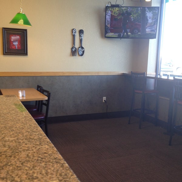 Mancino's Pizza Grinders Pizzeria in Flint