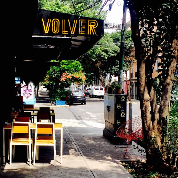 Photo taken at Volver by La María Rebeca on 9/17/2016