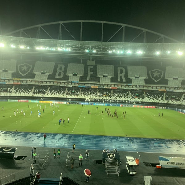 Das Foto wurde bei Estádio Olímpico Nilton Santos von Eduardo G. am 3/21/2019 aufgenommen