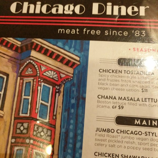 Снимок сделан в Chicago Diner пользователем John M. 7/29/2018