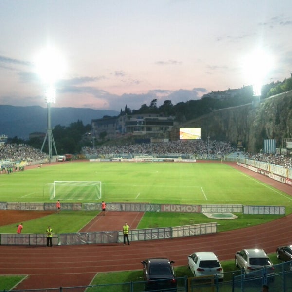 7/18/2013 tarihinde Vladimir U.ziyaretçi tarafından NK Rijeka - Stadion Kantrida'de çekilen fotoğraf