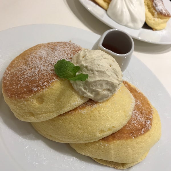 幸せのパンケーキ 梅田店 梅田 627人の訪問者 から 6個のtips 件