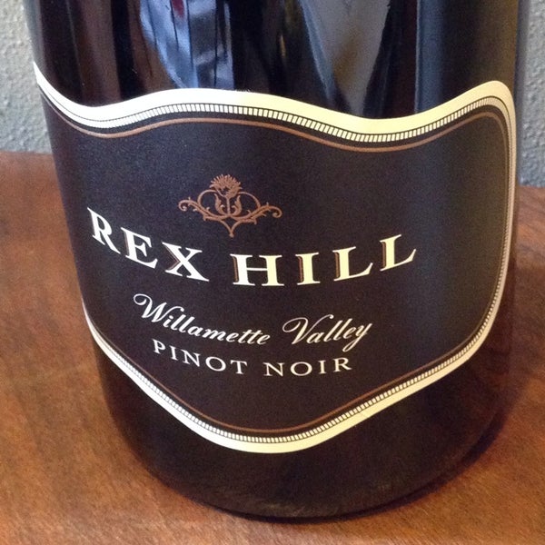 รูปภาพถ่ายที่ REX HILL Vineyards &amp; Winery โดย Erin V. เมื่อ 2/23/2014