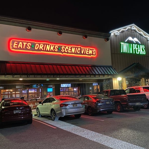 Twin Peaks D'Iberville, MS